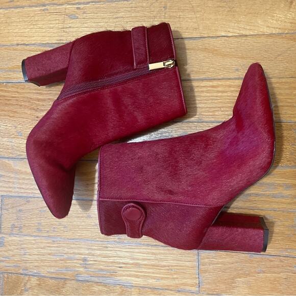 Ava & Aiden Red Button Tab Faux Calf Hair Booties Size 6 - Picture 3 of 7